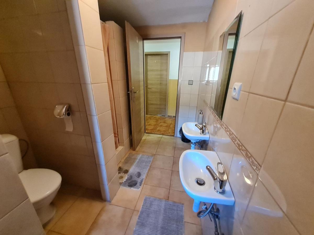 Stary Dom Hotel Oravská Polhora Екстериор снимка