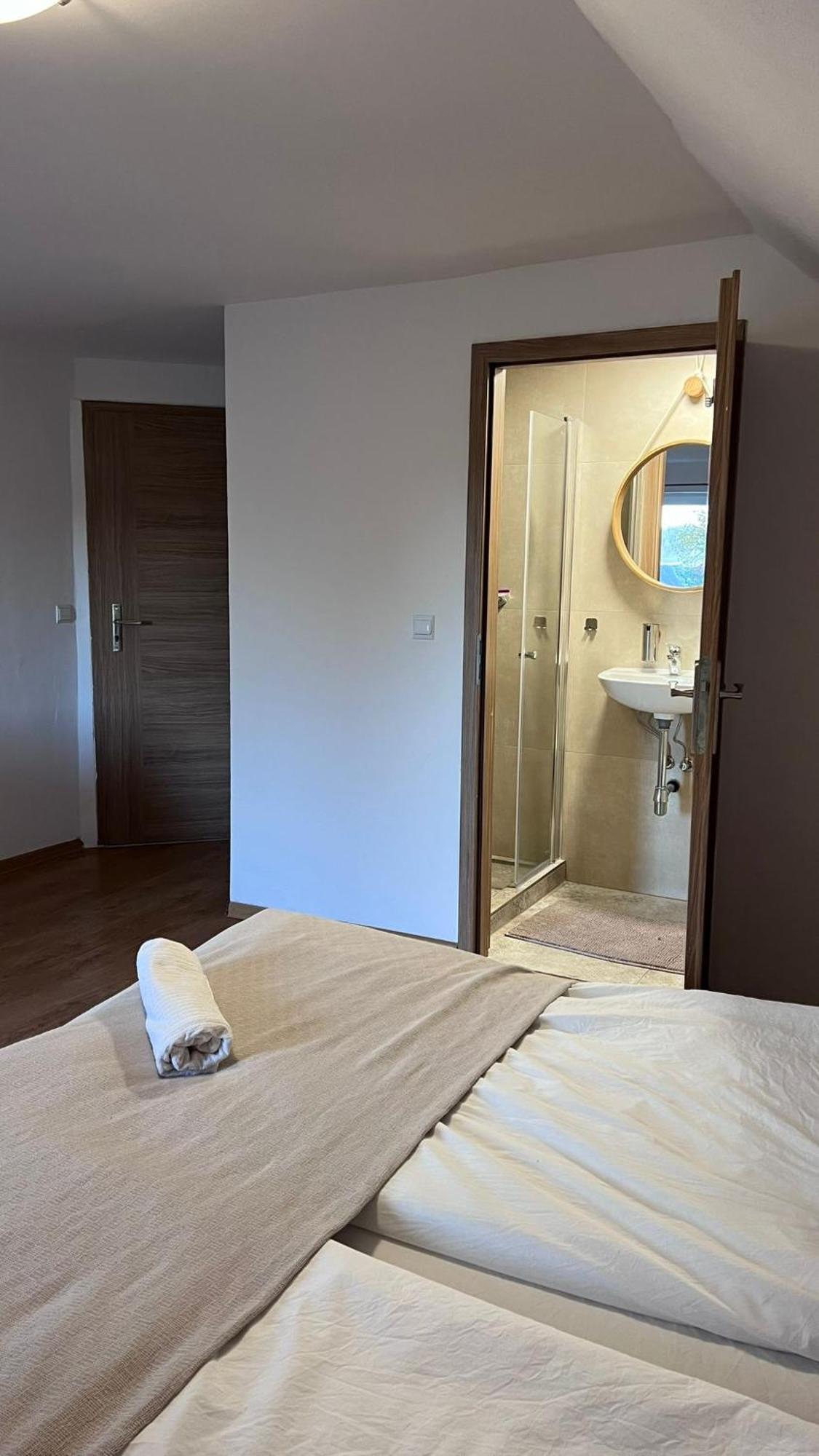 Stary Dom Hotel Oravská Polhora Стая снимка